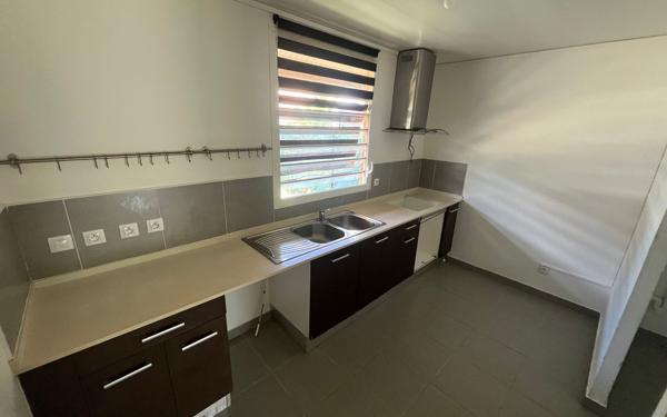 Maison à vendre    4 pièces •  Macouria