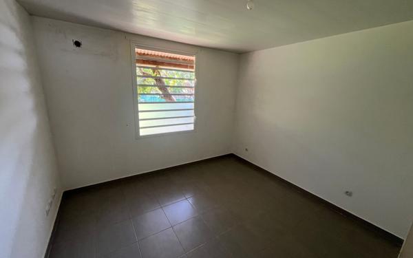 Maison à vendre    4 pièces •  Macouria