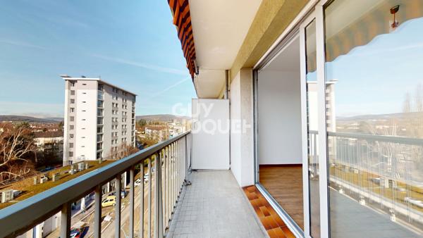 ANNECY - Studio lumineux avec vue dégagée et place de parking
