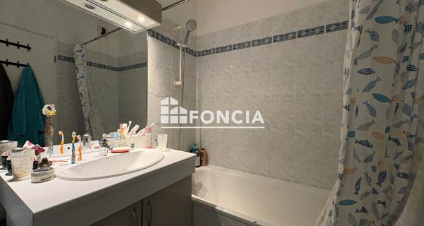 Location Appartement 3 pièces 66.12 m² - Caluire-et-cuire 69300