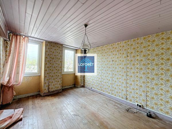 Achat maison près de MONTENDRE - 5 pièce(s) - 91 m² - 66 500 €