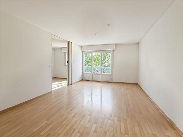 À vendre - Appartement 2 pièces de 43,78 m² avec balcon à Dammarie-les-Lys