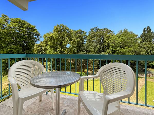 À vendre - Appartement 2 pièces de 43,78 m² avec balcon à Dammarie-les-Lys