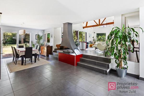 Maison Familiale SAUTRON côté Cens