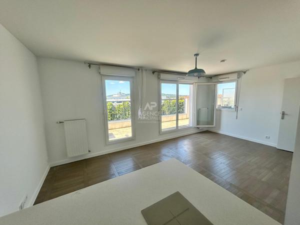 Appartement ACHERES 4 pièce(s) 78 m2 €339 000 ** - Référence 8846