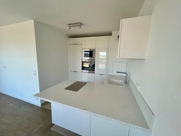 Appartement ACHERES 4 pièce(s) 78 m2 €339 000 ** - Référence 8846