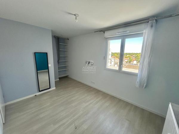 Appartement ACHERES 4 pièce(s) 78 m2 €339 000 ** - Référence 8846