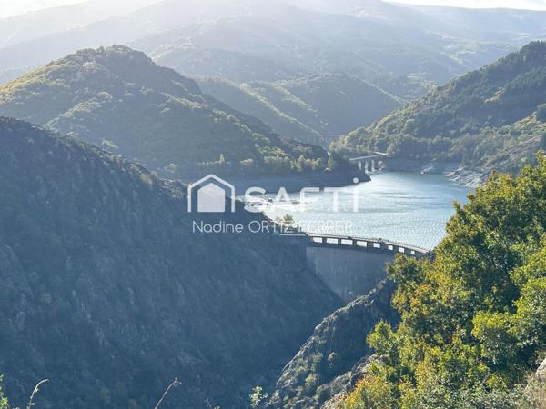 Domaine du 18ème restauré avec rivière privée