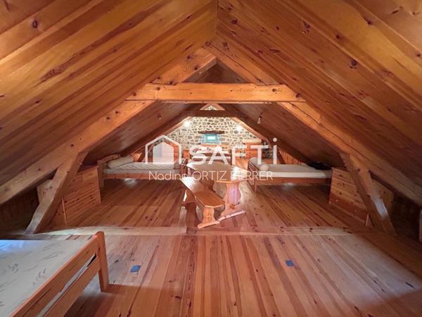 Domaine du 18ème restauré avec rivière privée