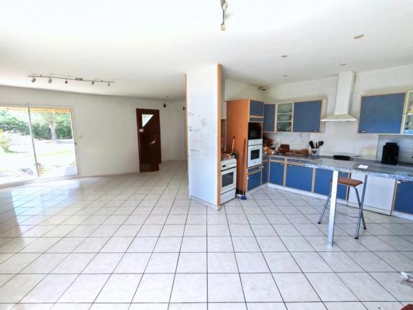 Maison familiale de plein pied, fort potentiel