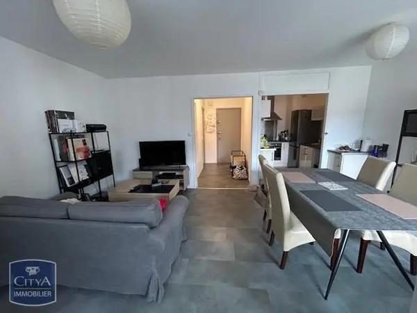 Appartement à louer 4 pièces 72.17m² Périgueux (24000)