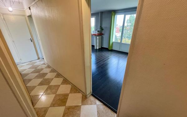 Appartement à vendre    2 pièces • 54,31 m2 Le Bourget