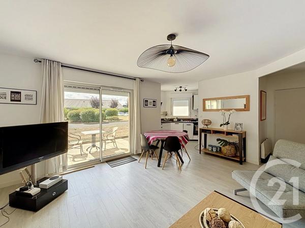 Appartement T2 à vendre  2 pièces - 53,19 m 2   LANNION  - 22