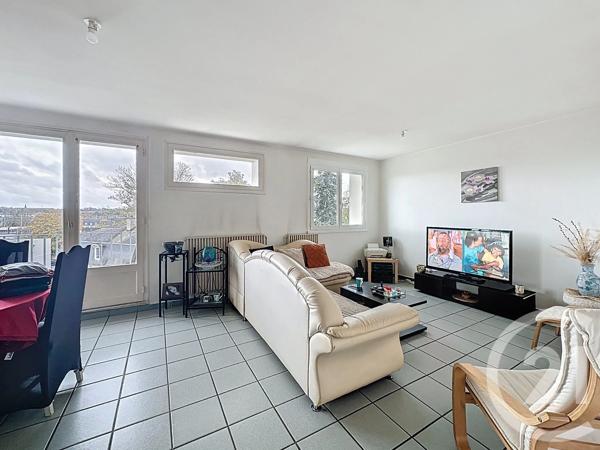 Appartement T2 à vendre  2 pièces - 53,19 m 2   LANNION  - 22