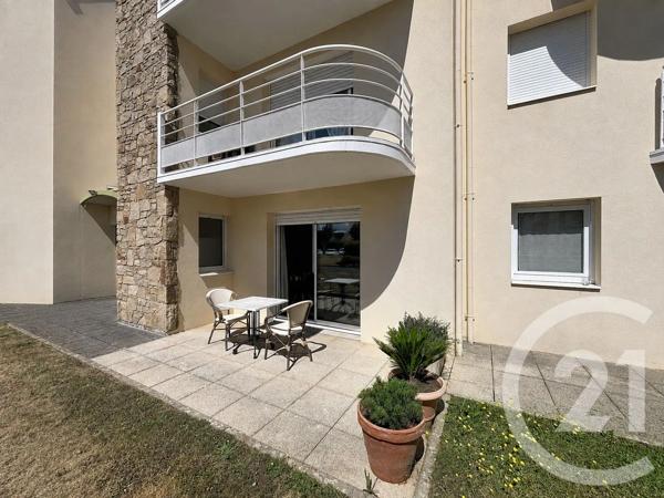 Appartement T2 à vendre  2 pièces - 53,19 m 2   LANNION  - 22