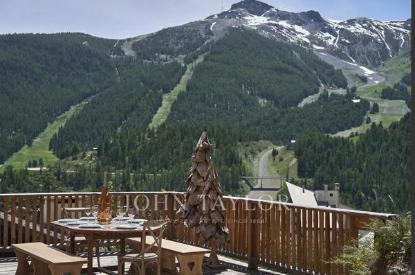 Auron : chalet avec vue panoramique sur le domaine