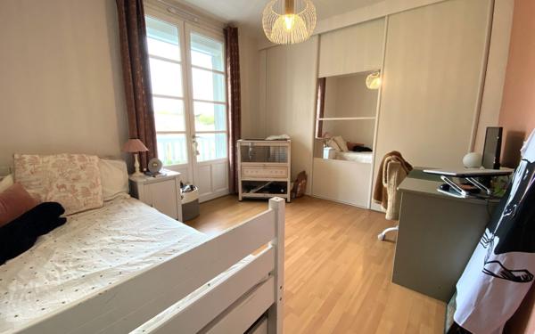 Maison à vendre    8 pièces •  Pont-du-Casse