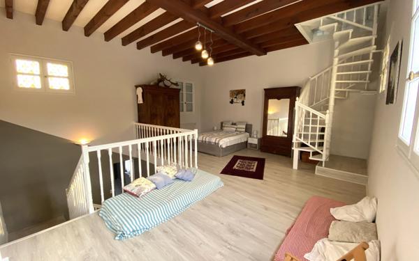 Maison à vendre    8 pièces •  Pont-du-Casse