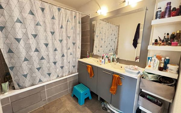 Appartement à vendre    3 pièces • 59,90 m2 Colomiers