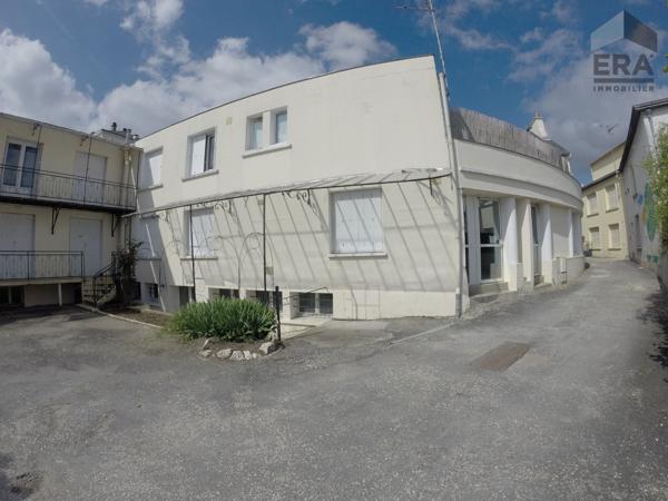 STUDIO MEUBLE A LOUER - BLOIS - REFAIT A NEUF, PROCHE CENTRE-VILLE, LYCÉES ET ECOLES