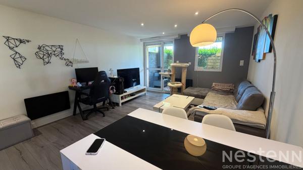 QUIBERON - Appartement rénové de 60 m² avec 1 chambre et garage situé dans le centre-ville