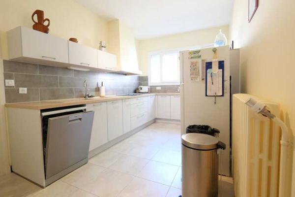 Un quartier plébiscité, proche du Chay ! Un Plain-pied très recherché !