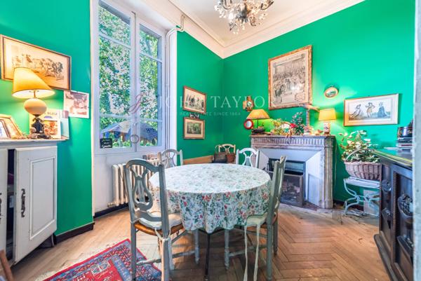 Maison Bourgeoise en plein coeur de village