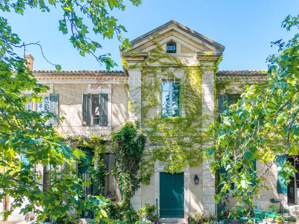 Maison Bourgeoise en plein coeur de village
