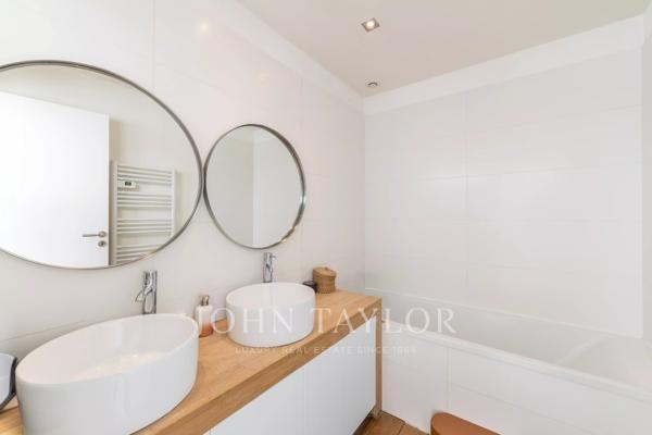 Maison esprit loft avec garage XXL – Quartier Nansouty, Bordeaux