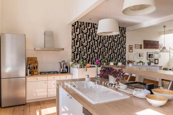 Maison esprit loft avec garage XXL – Quartier Nansouty, Bordeaux
