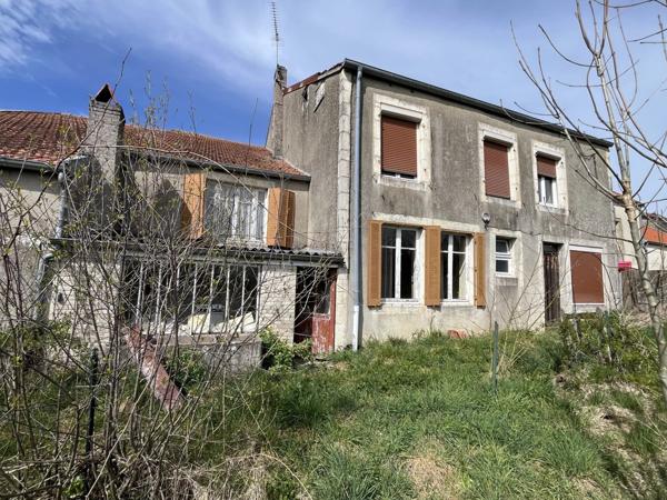 Vente Maison de village 10 pièces 287 m2 à Neuilly-l'Évêque