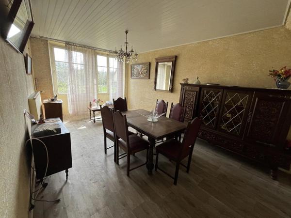 Vente Maison de village 10 pièces 287 m2 à Neuilly-l'Évêque