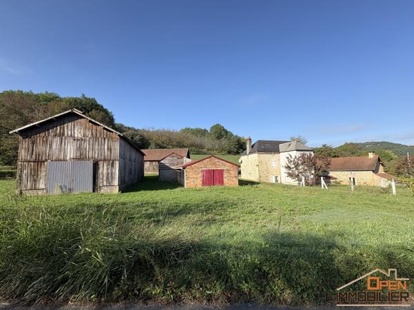 Maison 6 pièces à vendre à Saint-Julien-de-Lampon