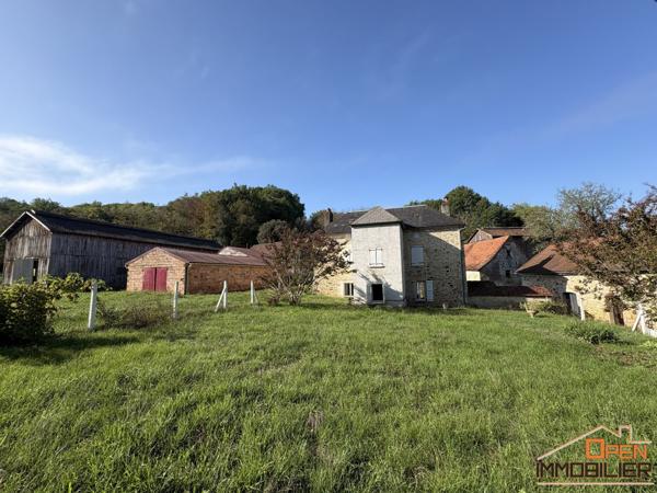 Maison 6 pièces à vendre à Saint-Julien-de-Lampon