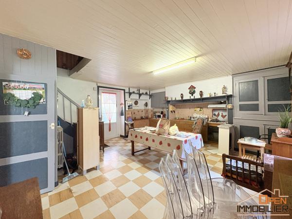 Maison 6 pièces à vendre à Saint-Julien-de-Lampon
