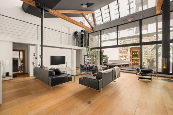Loft familial avec patio au coeur de Foch