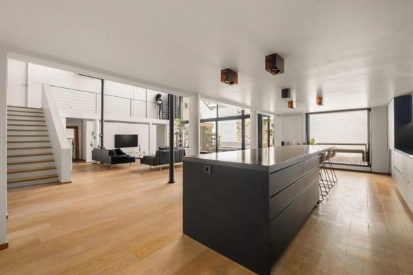 Loft familial avec patio au coeur de Foch