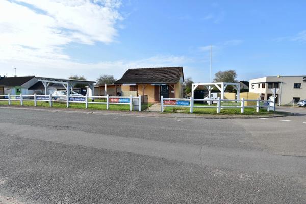 Local à vendre CHAROLLES (71), 1h15 de Lyon, 40min de Macon