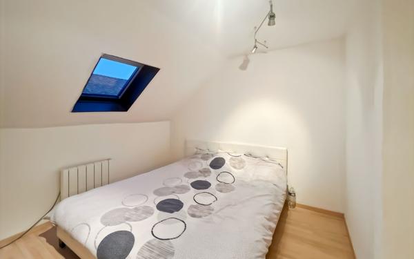 Maison à vendre    5 pièces •  Jouy-le-Potier