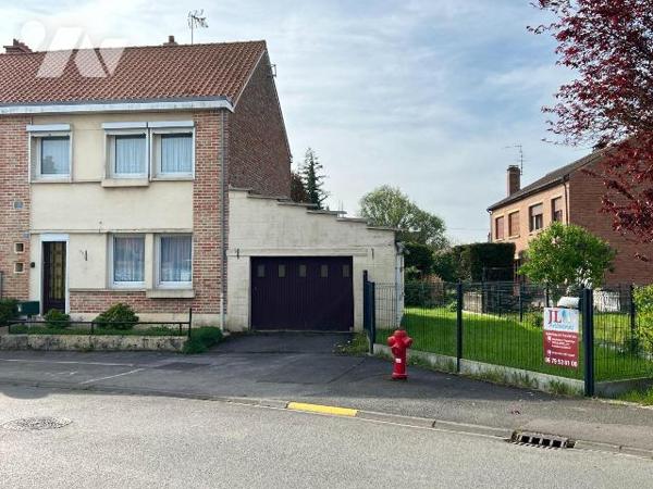 Maison à vendre à MERVILLE, dans le département du Nord (59)

Maison de bonne construction av...