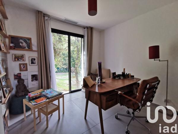 Demeure 8 pièces de 230 m² à Montauroux (83440)