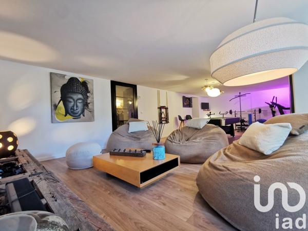 Demeure 8 pièces de 230 m² à Montauroux (83440)