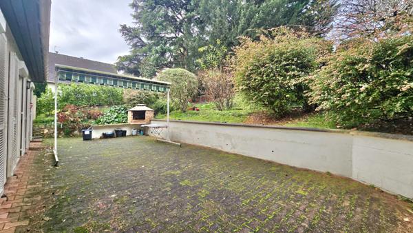 MAISON 7 PIÈCES 132 M² À ATHIS-MONS, JARDIN ET SOUS-SOL TOTAL