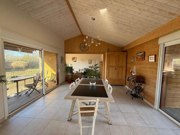 Maison  5 pièce(s)  3 chambre(s)  139 m²