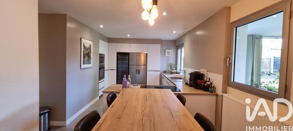 Maison à vendre 8 pièces 242 m² Laloubère