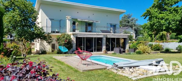 Maison à vendre 8 pièces 242 m² Laloubère