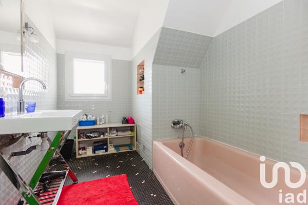 Maison à vendre 8 pièces 246 m² Cesson-Sévigné