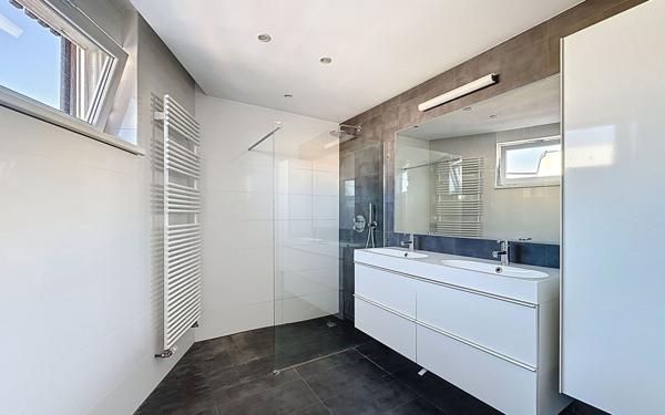 Maison à vendre    5 pièces •  Truchtersheim