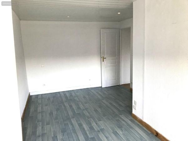 Maison de ville à vendre à Bonnétable dans la Sarthe (72110), ref : 079/2005