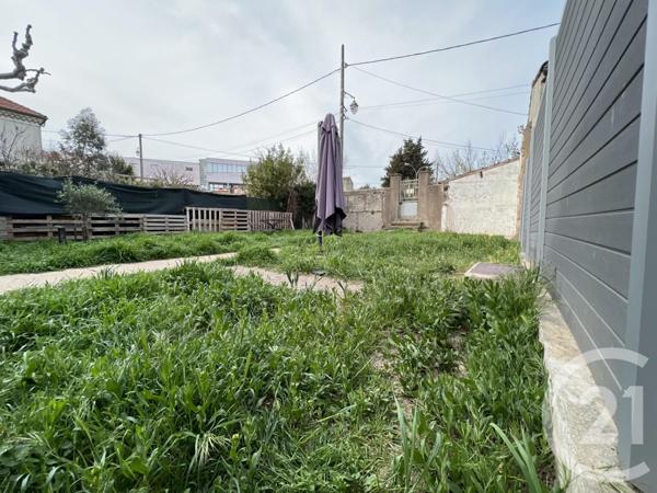 Terrain à vendre  117 m2 TRETS - 13